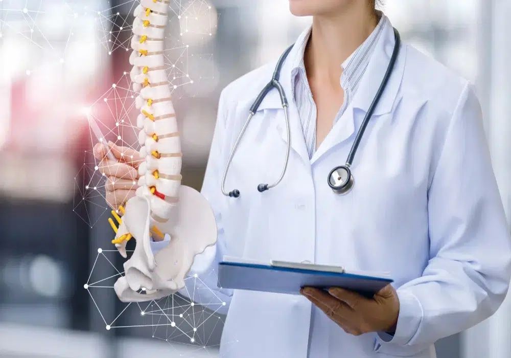 بهترین کلینیک ارتوپدی در تهران؛ چه زمانی باید به کلینیک ارتوپدی مراجعه کنیم؟